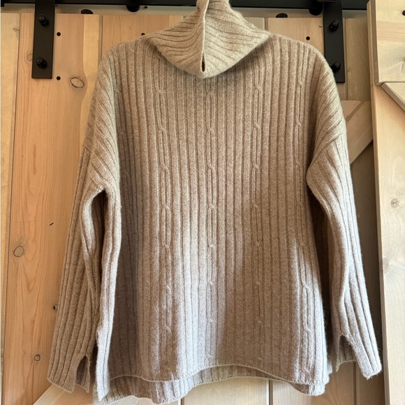 NWOT The Cashmere Project Cozy Ribbed Turtleneck Sweater - Picture 2 of 13